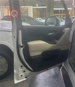 تۆیۆتا لاند کروزەر